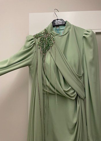 Nakışlı Drapeli Uzun Kadın Abiye Elbise - Görsel 2