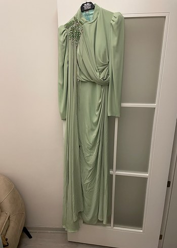 Nakışlı Drapeli Uzun Kadın Abiye Elbise - Görsel 3