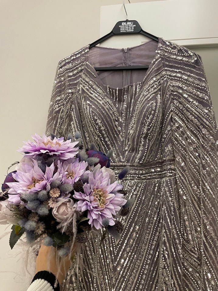 Gri İşlemeli Uzun Abiye Elbise - Görsel 2