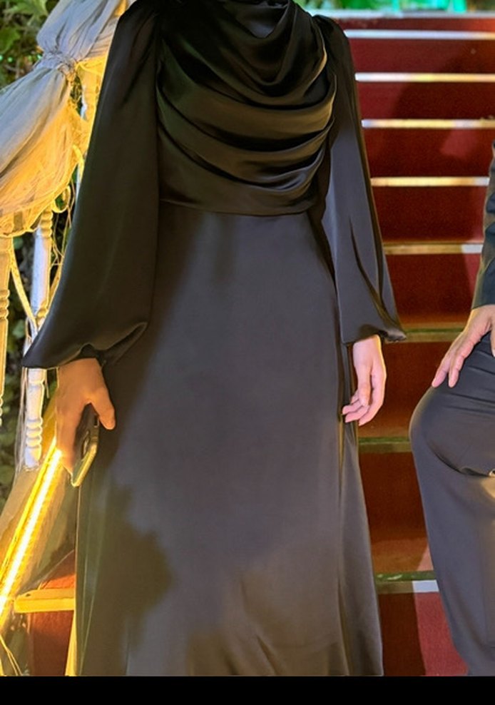 Siyah Drapeli Uzun Kadın abiye - Görsel 2