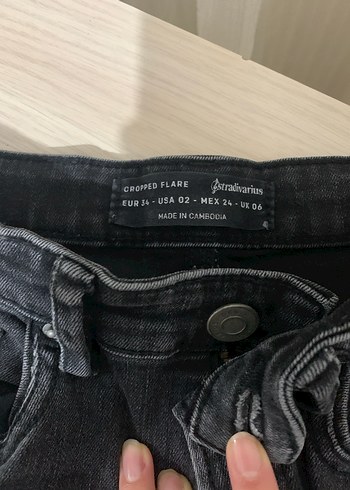 Stradivarius cropped flare pantolon - Görsel 4