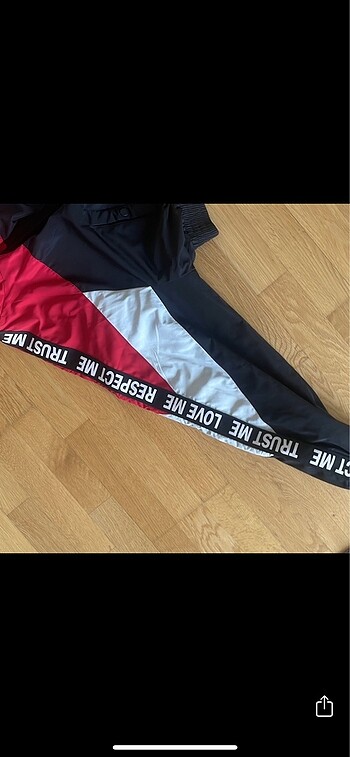 s Beden Berskha crop ceket