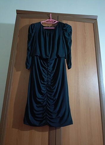 s Beden siyah Renk Çok şık tarz muhteşem bir elbise parlak kumaş