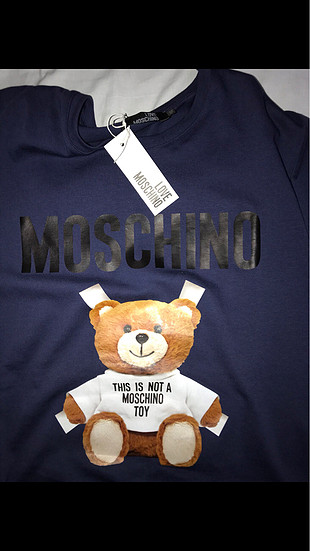 Mochino t shirt yurtdışından alındı hiç kullanmadım