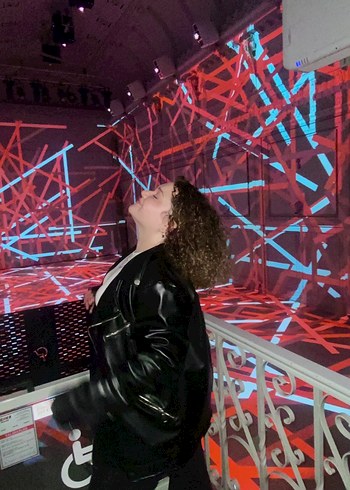 Kadın Siyah Parlak Deri Ceket - Görsel 4