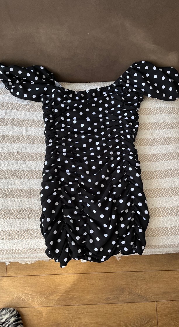 Puantiye Desenli Siyah Midi Mini Elbise - Görsel 3