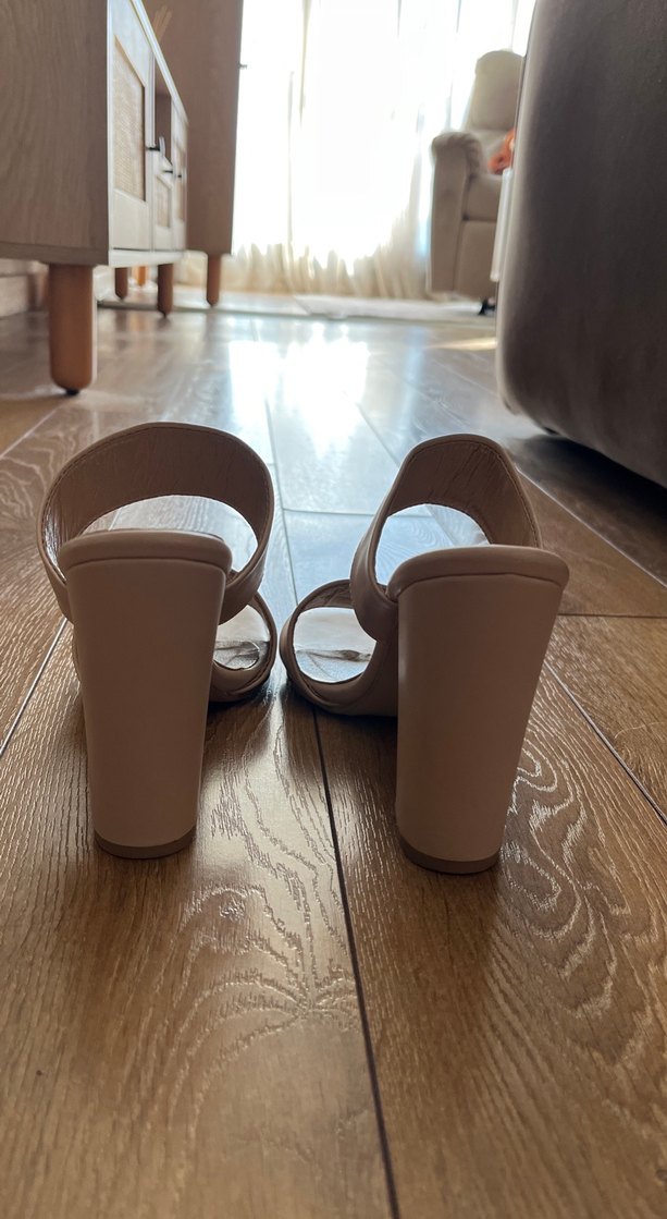 Bej Şeritli Kadın Topuklu Terlik - Görsel 3