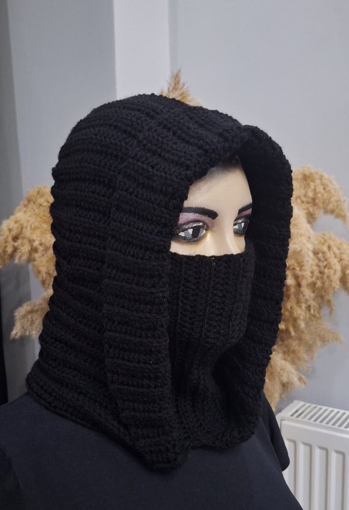 Siyah Örgü Gotik Kadın Bere - Görsel 3