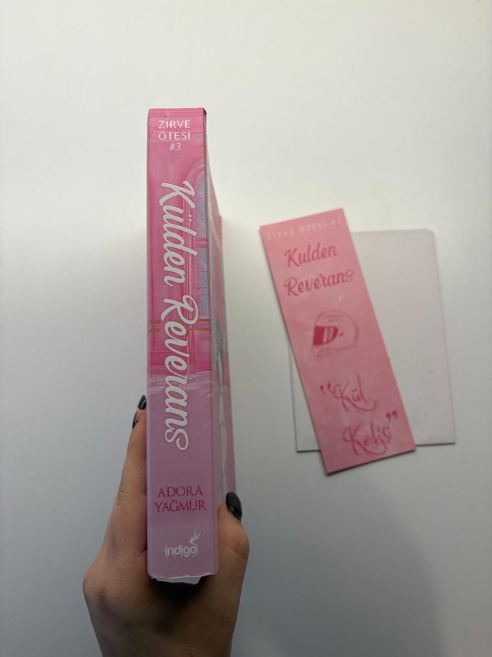 Külden Reverans - Adora Yağmur - Görsel 2