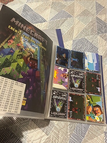 Minecraft koleksiyon albümü ile kartları