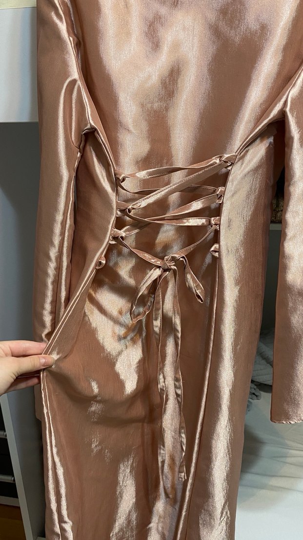 Belden oturtmalı pembe elbise - Görsel 3