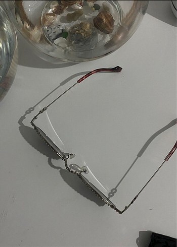 Taşlı gözlük - Görsel 3