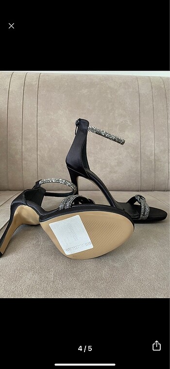 Krıste Bell Zara ince topuklu ayakkabı