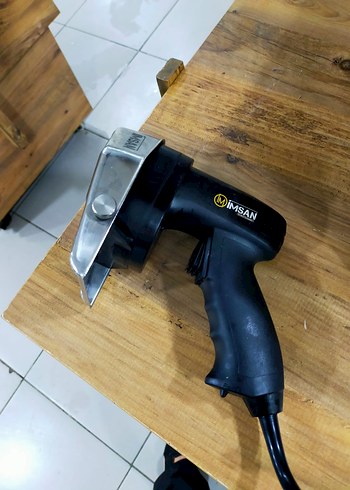 İmsan Siyah Elektrikli Ev Aleti