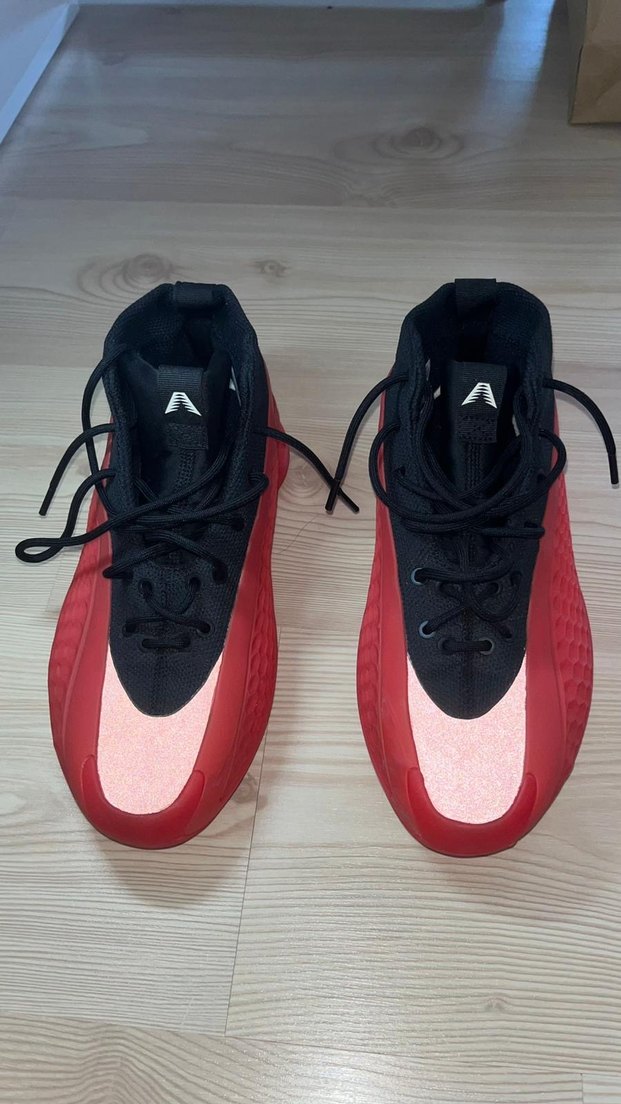Adidas AE1 Basketbol Ayakkabısı 41 numara - Görsel 2