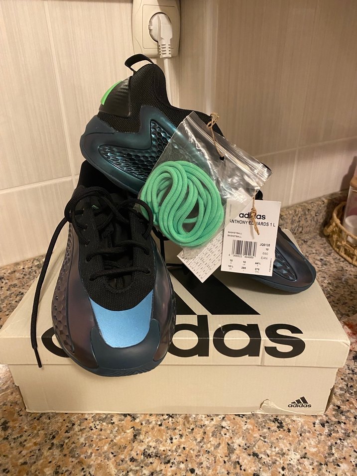 Adidas AE 1 basketbol ayakkabisi 44,5 numara - Görsel 2