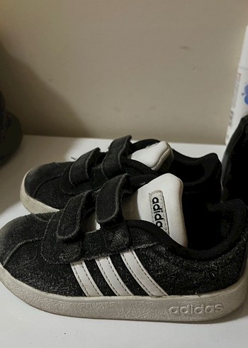 Erkek Çocuk Siyah Adidas Spor Ayakkabı - Görsel 2