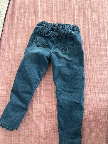 4 Yaş Beden lacivert Renk 4-5 yaşKışlık içi polar kız çocuk kot pantolon
