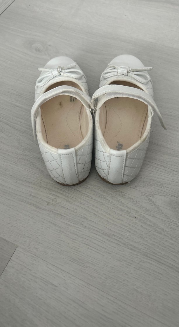 Polaris Kız Çocuk Beyaz Fiyonklu Babet Ayakkabı - Görsel 2