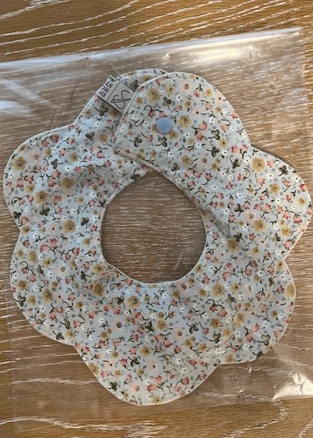 Nakışlı Bebek Önlüğü Pastel Çift taraflı(istediğiniz harf) - Görsel 2