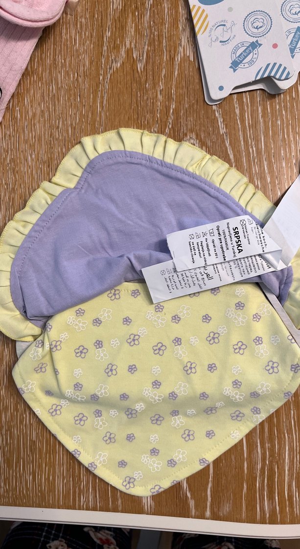 Mor ve sarı bebek önlüğü, baskılı, pastel renk - Görsel 2