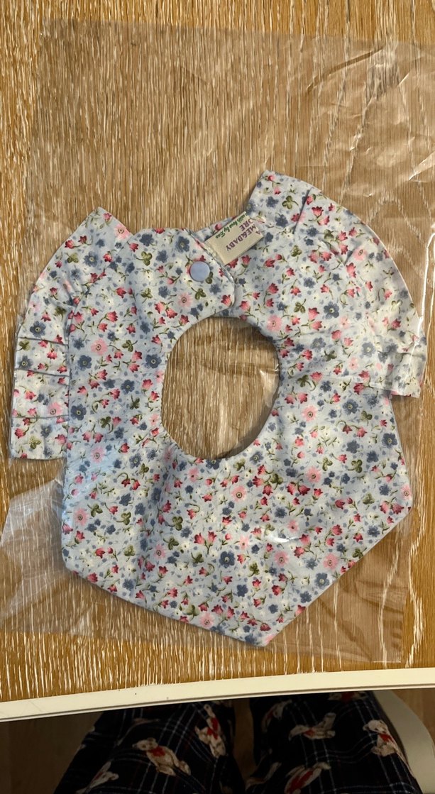 Nakışlı Mavi Bebek Önlüğü - Görsel 2