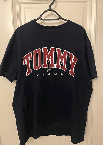 Tommy Hilfiger m