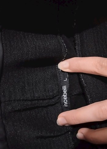 Siyah Yırtmaçlı Kadın Tayt - Görsel 3