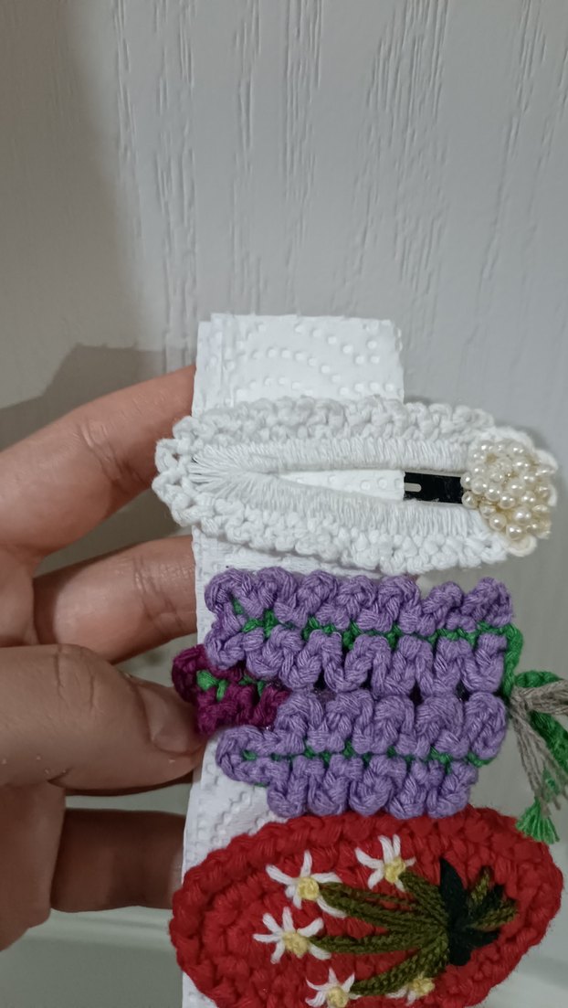 Renkli Nakışlı Örgü Çocuk Toka Seti - Görsel 3