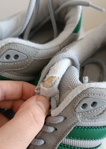 Yeşil Şeritli Gri Kadın Spor Ayakkabı - Görsel 3