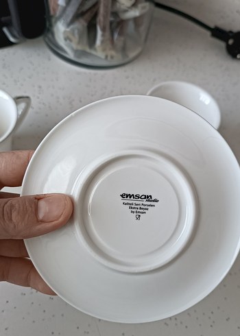 Beyaz Seramik Fincan ve Tabak Seti - Görsel 6