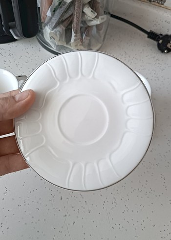 Beyaz Seramik Fincan ve Tabak Seti - Görsel 4