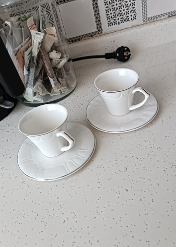 Beyaz Seramik Fincan ve Tabak Seti - Görsel 2
