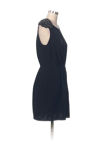 H&M H&M Kısa Elbise %70 İndirimli.