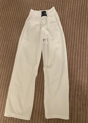 Beyaz Çocuk Karate Kıyafeti ve Kemer - Görsel 3