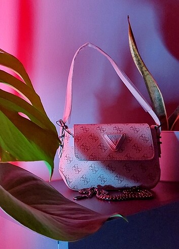 Guess Çanta