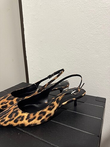 Mango Mango leopar desenli topuklu