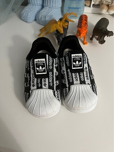 Adidas çocuk ayakkabı