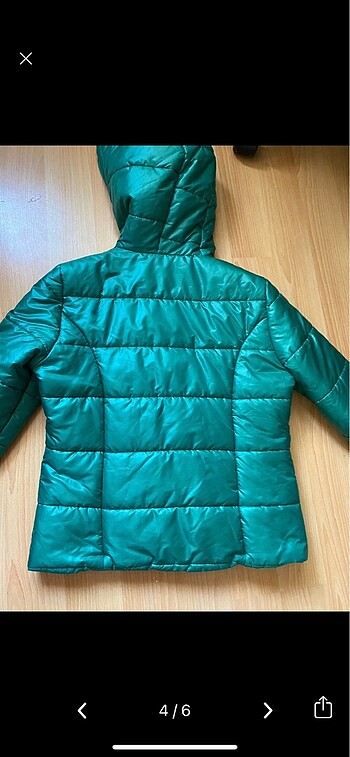 Yeşil şişme mont - Görsel 3