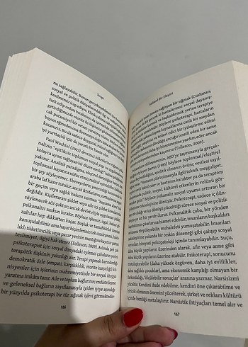 Terapi - Kültürel Bir Eleştiri Kitabı - Kemal Sayar - Görsel 4