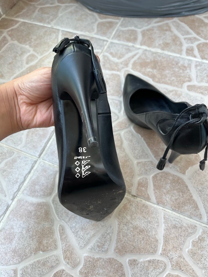 Klasik Siyah Deri Topuklu Stiletto - Görsel 4