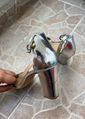 Gümüş rengi Topuklu Kadın Ayakkabı - Görsel 7