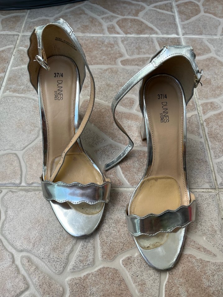 Gümüş rengi Topuklu Kadın Ayakkabı - Görsel 2
