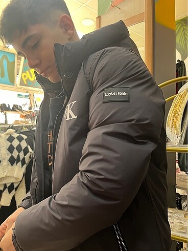 Calvin Klein Mont