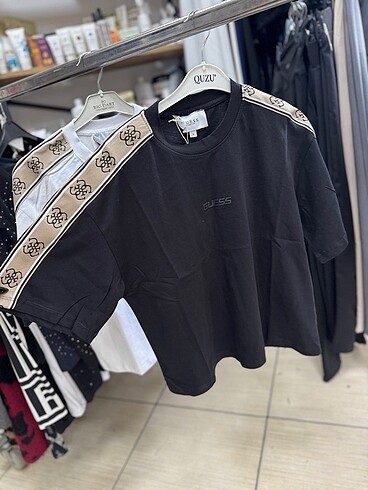 m Beden Guess SİYAH yeni sezon tshirt