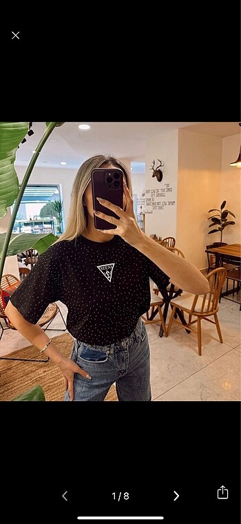 Guess Siyah taşlı guess tshirt