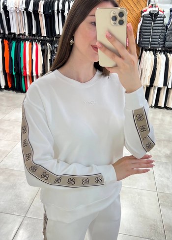 GUESS Beyaz Kadın BOL PAÇA Eşofman Takımı