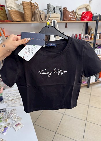 Tommy Hilfiger Siyah Tişört