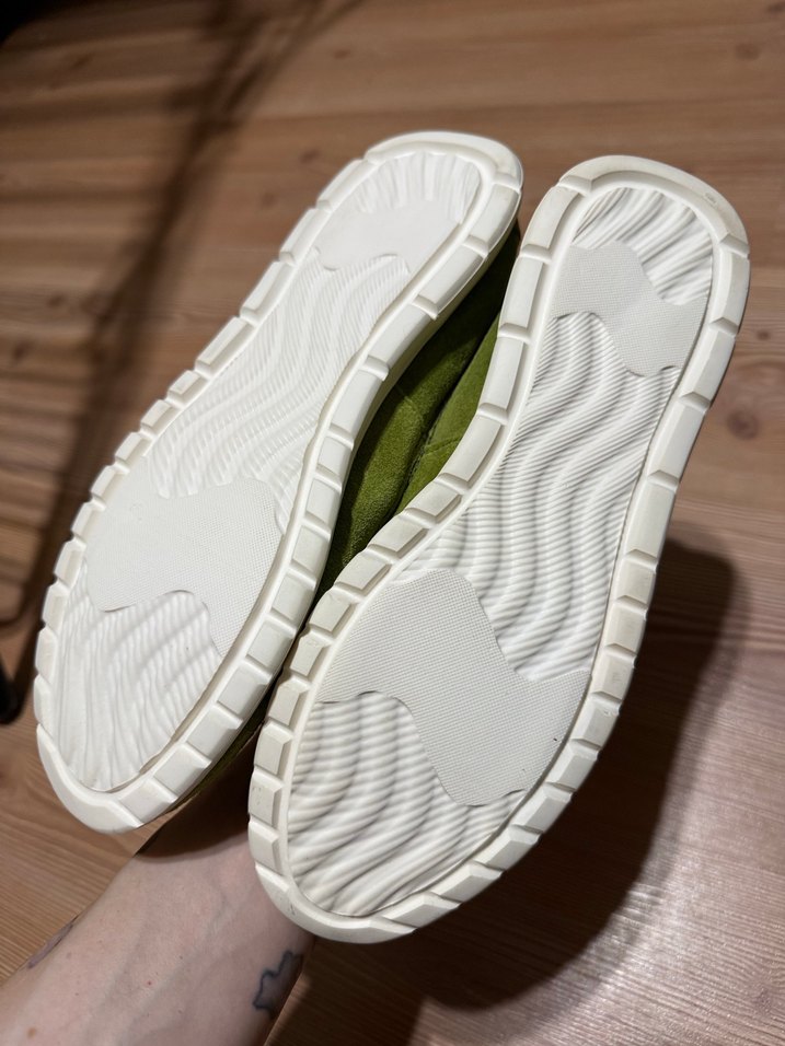 İnci Yeşil Süet Kadın Günlük Dolgu Topuk Ayakkabı - Görsel 5