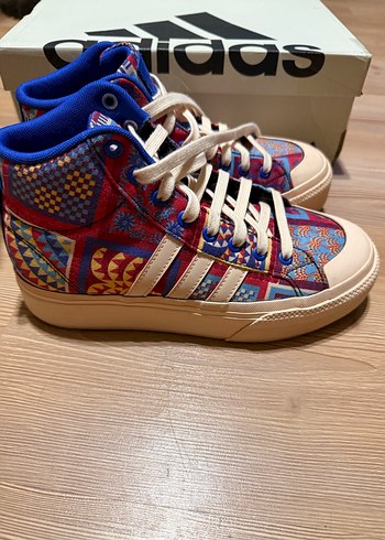 Renkli Adidas Yüksek Topuklu Kadın Spor Ayakkabı - Görsel 4